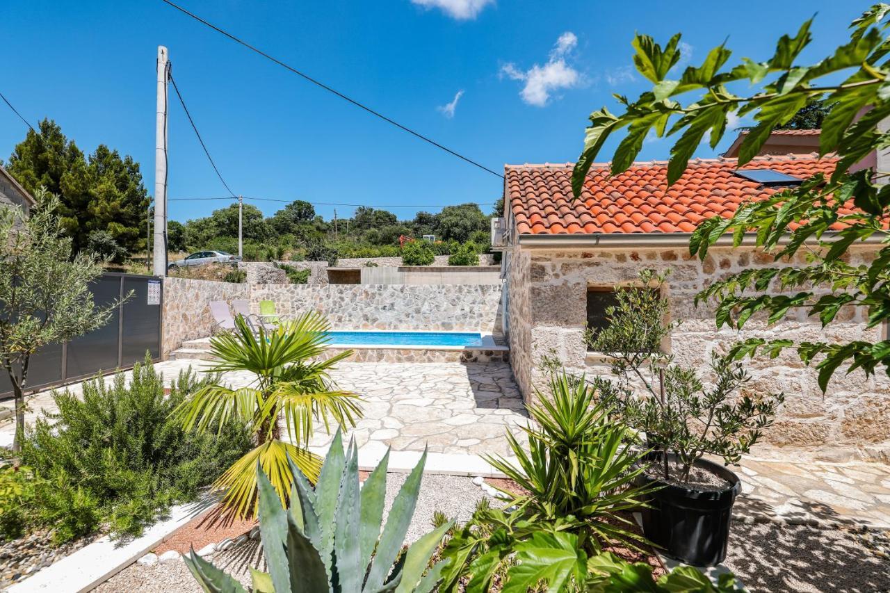 Holiday House Manuela Krusevo  Экстерьер фото