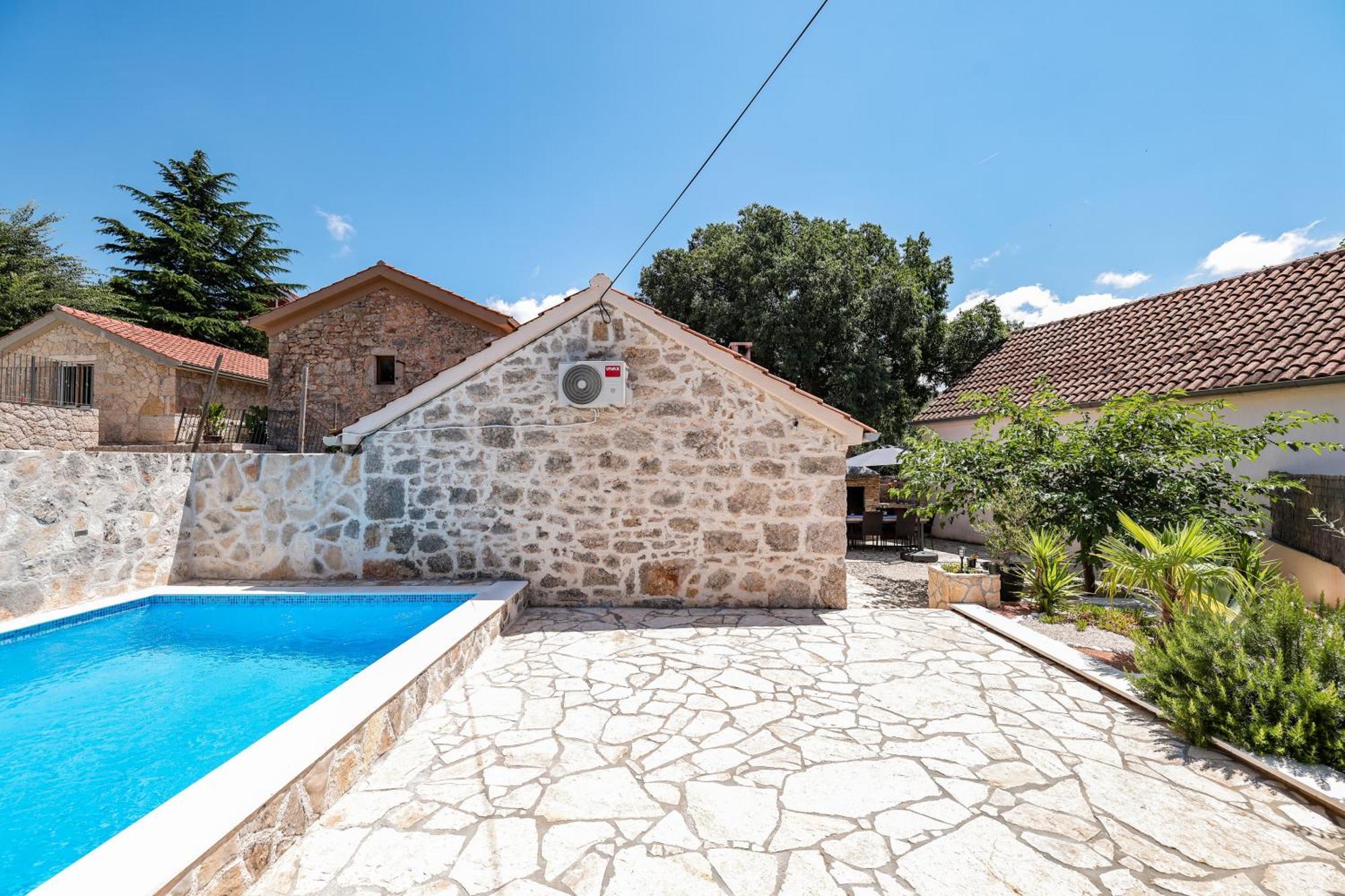 Holiday House Manuela Krusevo  Экстерьер фото