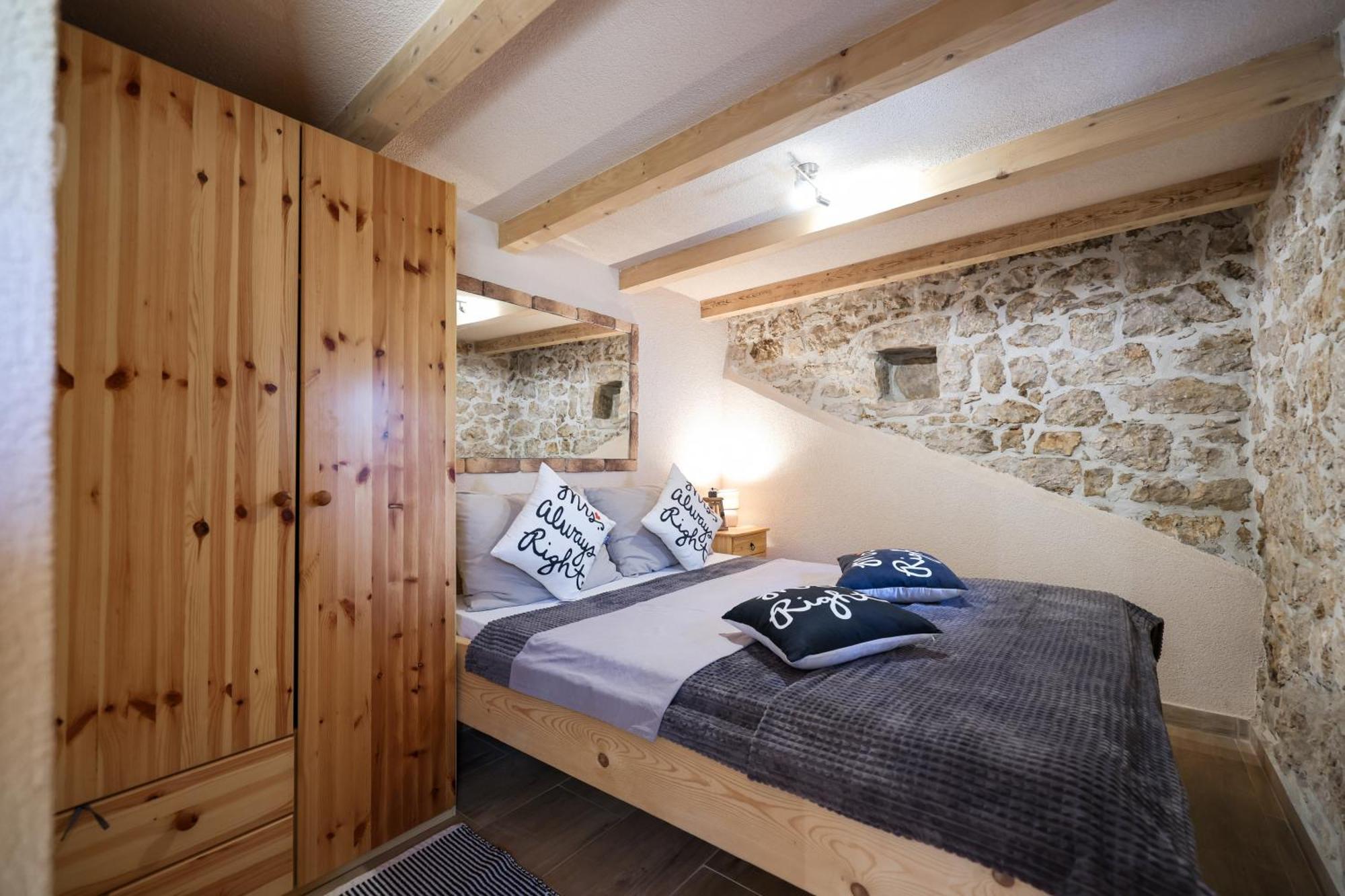 Holiday House Manuela Krusevo  Экстерьер фото